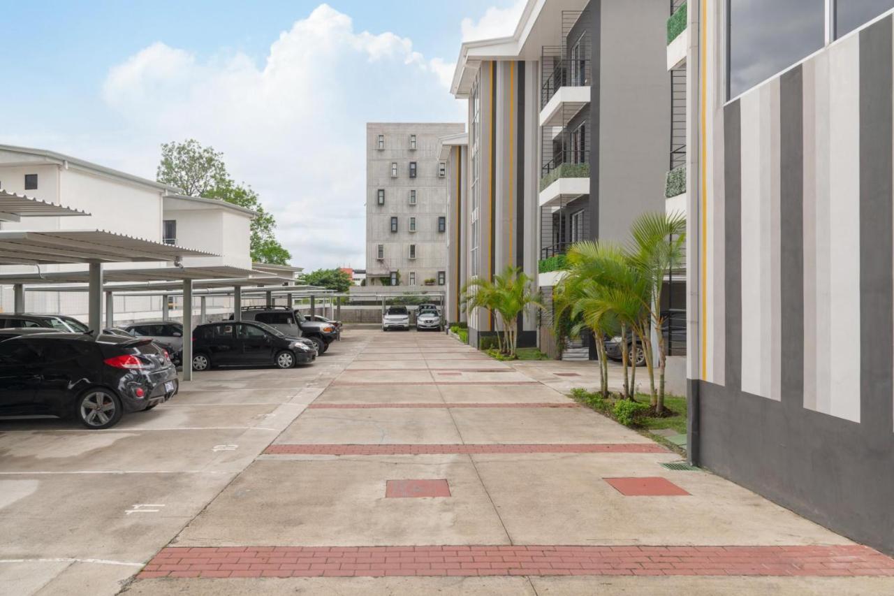 Boulevard Park Apto #27 - 2Bdrm - Selena Segura Heredia Exterior foto